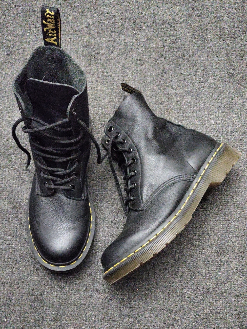 Dr. Martens "Pascal 1460"Black Leather 8-Eye Lace-Up Combat Boots